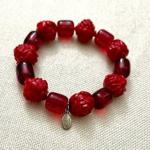 COPY - Tarina Tarantino Carved Rose Stretch Bracelet
Classic NWOT